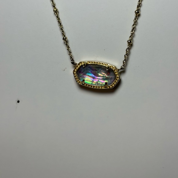 Kendra Scott Elisa Gold Pendant Necklace - Picture 3 of 4